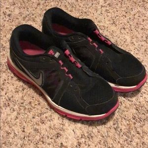 Nike Dual Fushion Running tennis shoes